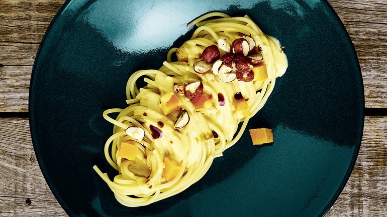 Spaghetti et sauce à la courge et au mascarpone